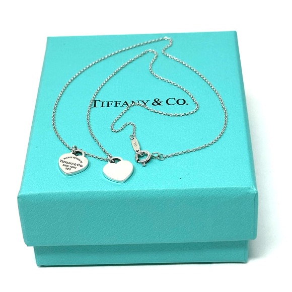 Authentic Tiffany & CO. Return To Double Heart Necklace. - Picture 10 of 15